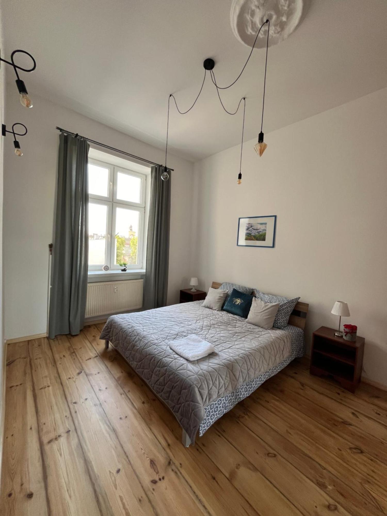 Przy Piotrkowskiej * Lodz (Lodz)
